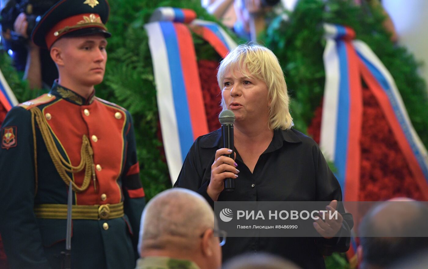 Прощание с погибшим в зоне СВО военкором РИА Новости Ростиславом Журавлевым