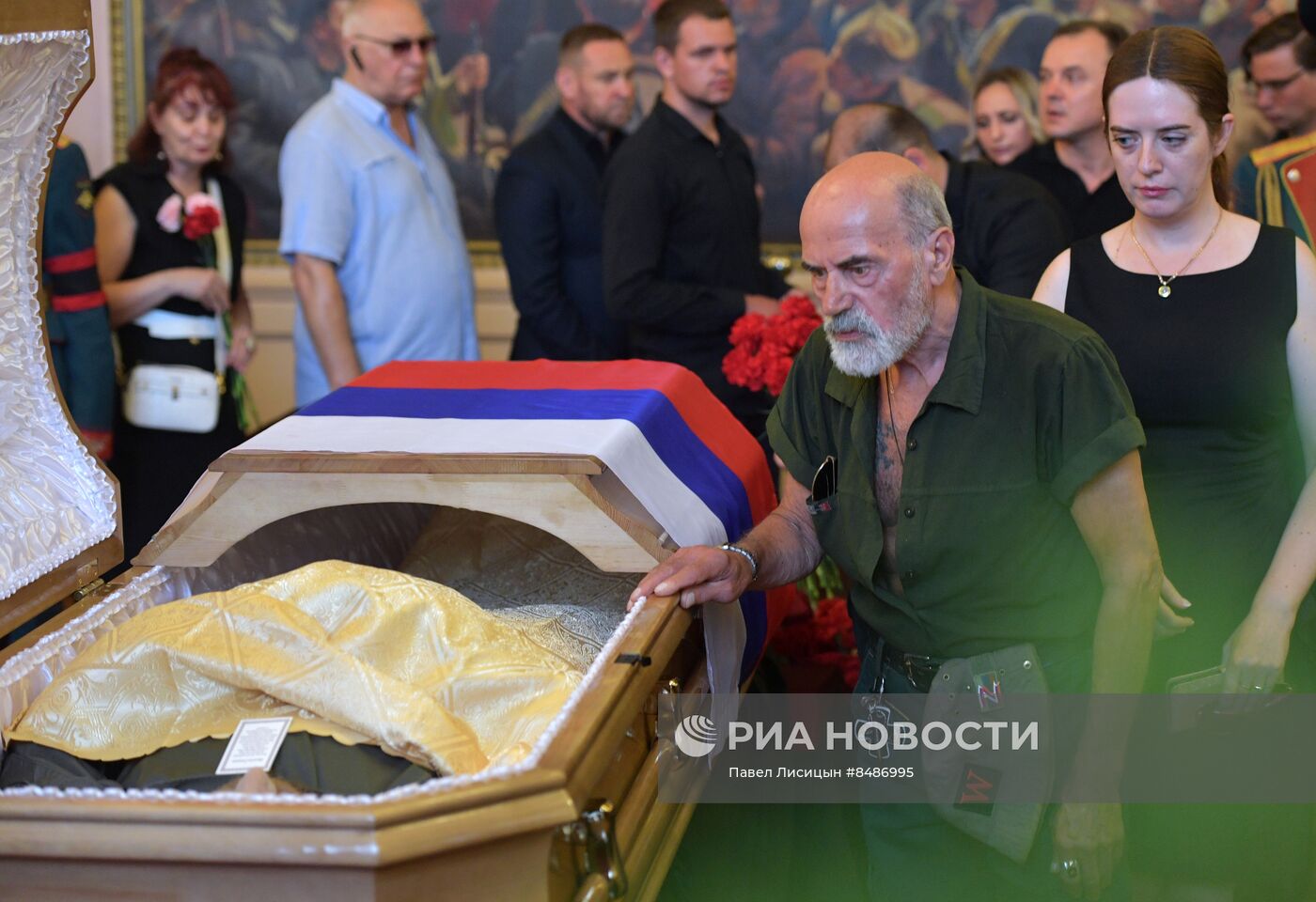 Прощание с погибшим в зоне СВО военкором РИА Новости Ростиславом Журавлевым