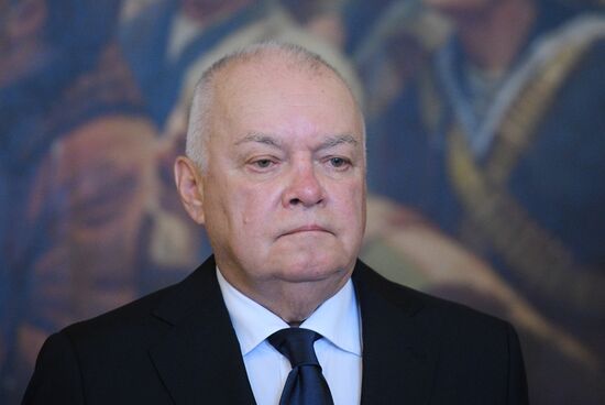 Прощание с погибшим в зоне СВО военкором РИА Новости Ростиславом Журавлевым