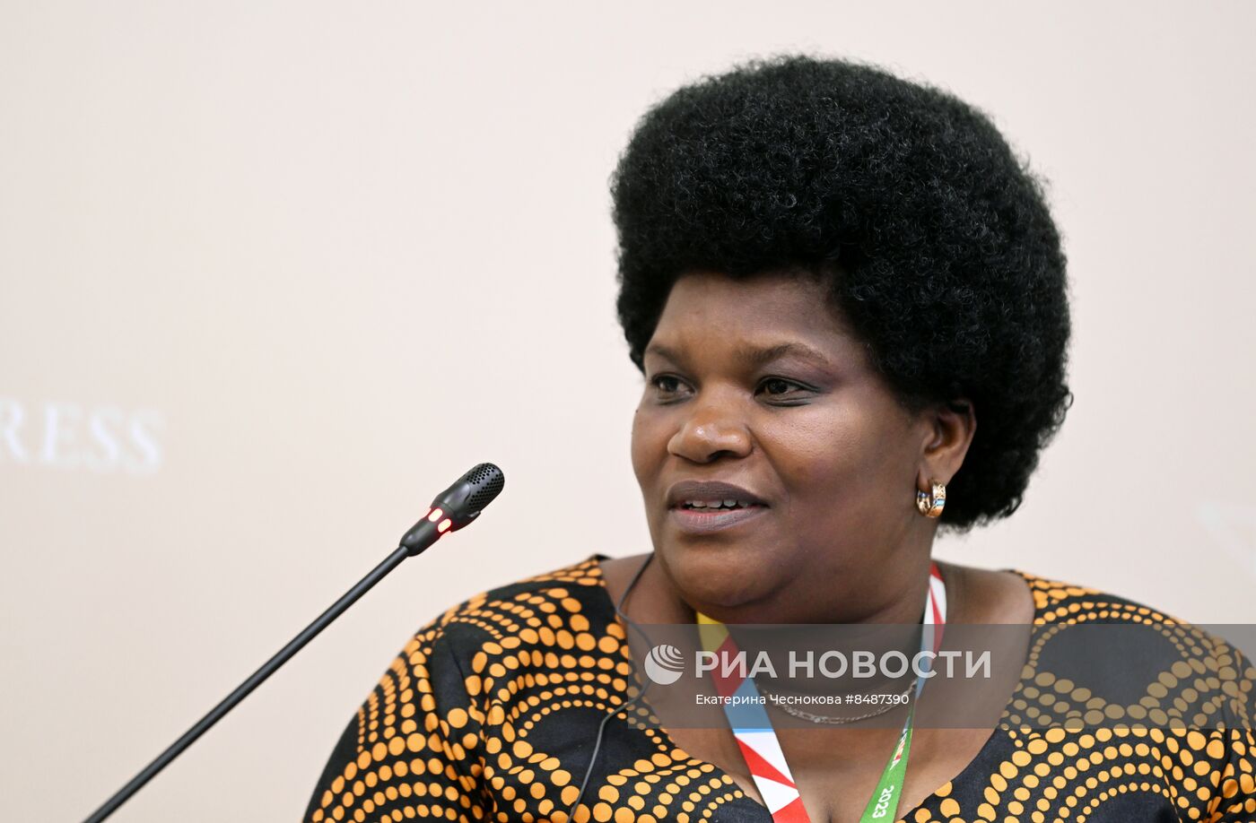 II Cаммит и форум "Россия - Африка". От помощи к партнерству: совместные усилия в борьбе с эпидемиями