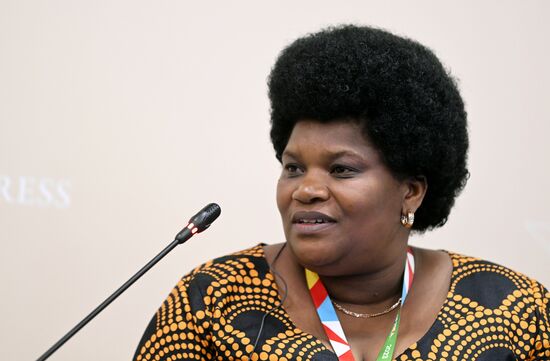 II Cаммит и форум "Россия - Африка". От помощи к партнерству: совместные усилия в борьбе с эпидемиями