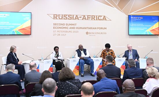 II Cаммит и форум "Россия - Африка". От помощи к партнерству: совместные усилия в борьбе с эпидемиями