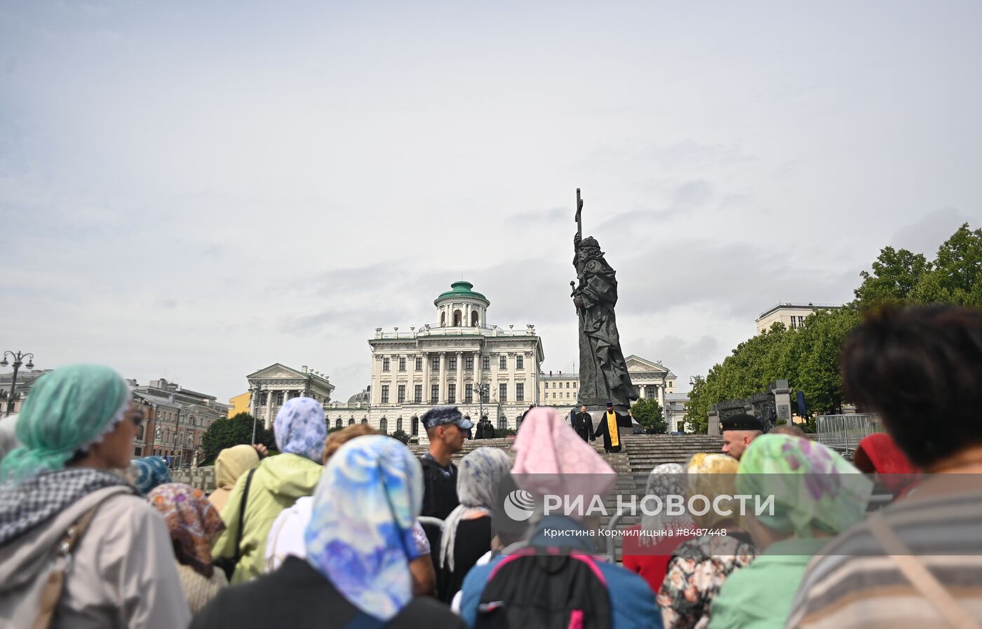 Патриаршее служение в День Крещения Руси