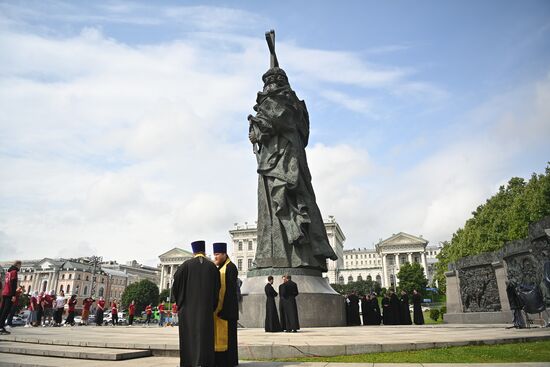 Патриаршее служение в День Крещения Руси