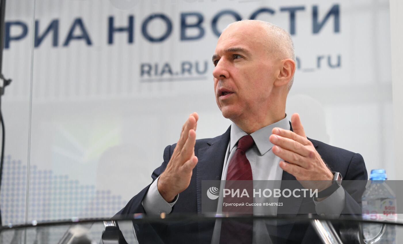 II Cаммит и форум "Россия - Африка". Стенд РИА Новости