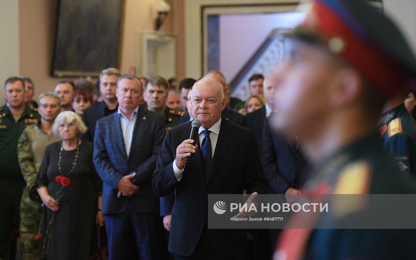 Прощание с погибшим в зоне СВО военкором РИА Новости Ростиславом Журавлевым