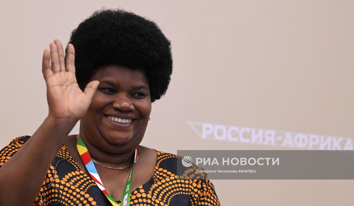 II Cаммит и форум "Россия - Африка". От помощи к партнерству: совместные усилия в борьбе с эпидемиями