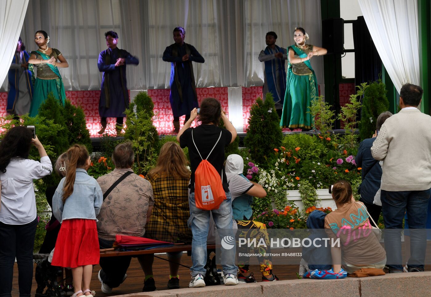 Спектакль "Утсав - Праздник жизни"