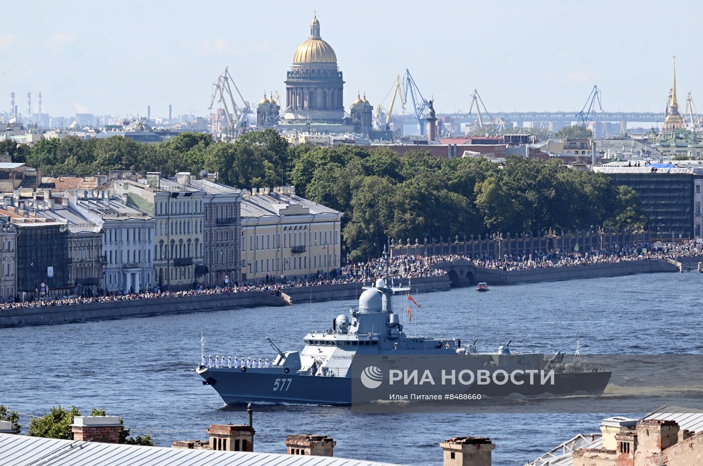 Празднование Дня ВМФ в Санкт-Петербурге