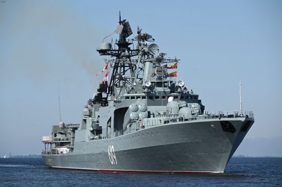 Празднование Дня ВМФ в Санкт-Петербурге