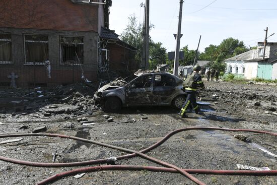Последствия обстрела Донецка со стороны ВСУ