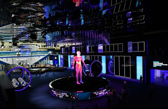 Московский урбанистический форум 2023 в Гостином дворе 