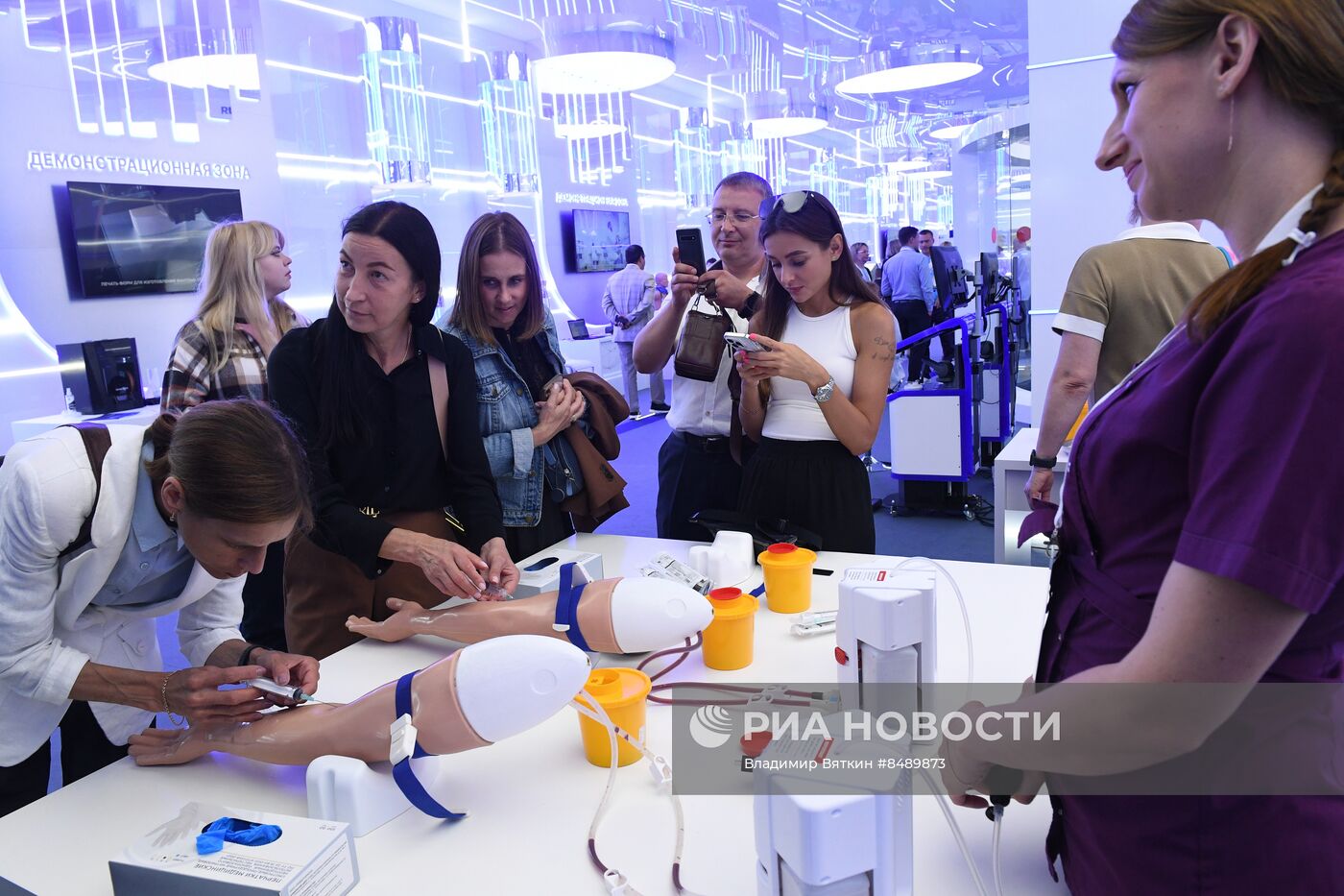 Московский урбанистический форум 2023 в Гостином дворе 