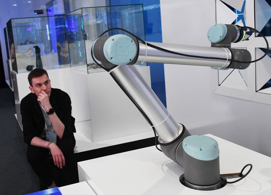 Московский урбанистический форум 2023 в Гостином дворе 