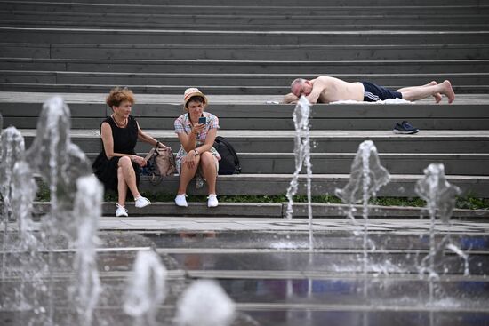 Жаркая погода в Москве