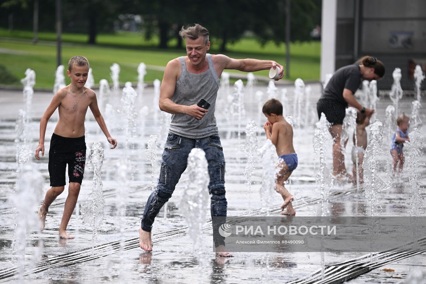 Жаркая погода в Москве