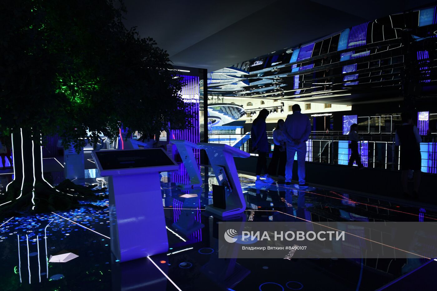 Московский урбанистический форум 2023 в Гостином дворе