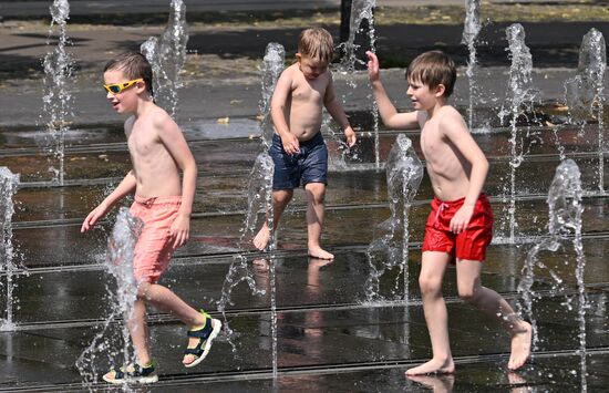 Жаркая погода в Москве