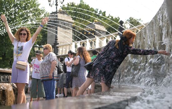 Жаркая погода в Центральной России 