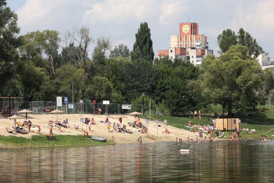 Жаркая погода в Центральной России 