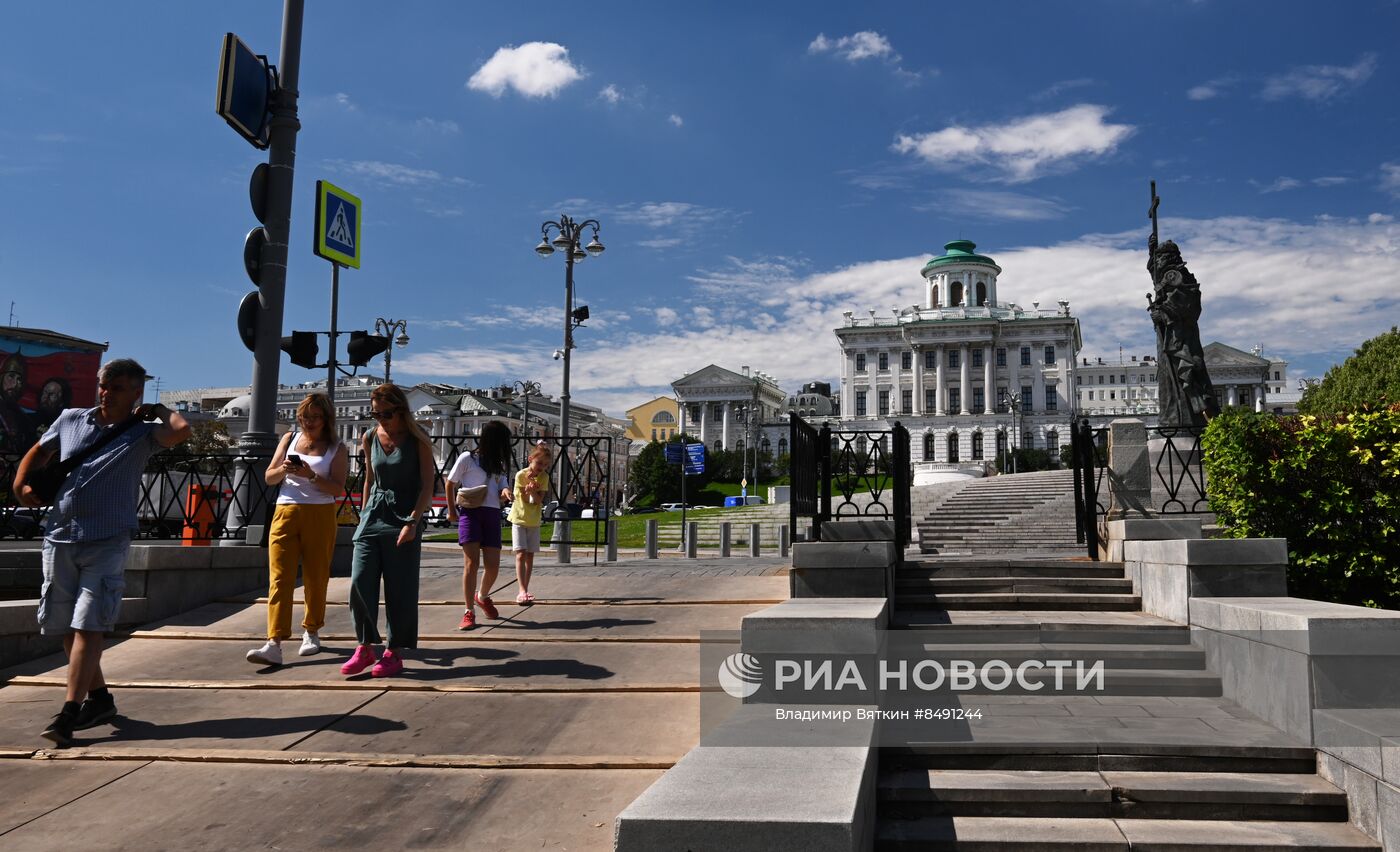 Повседневная жизнь в Москве | РИА Новости Медиабанк