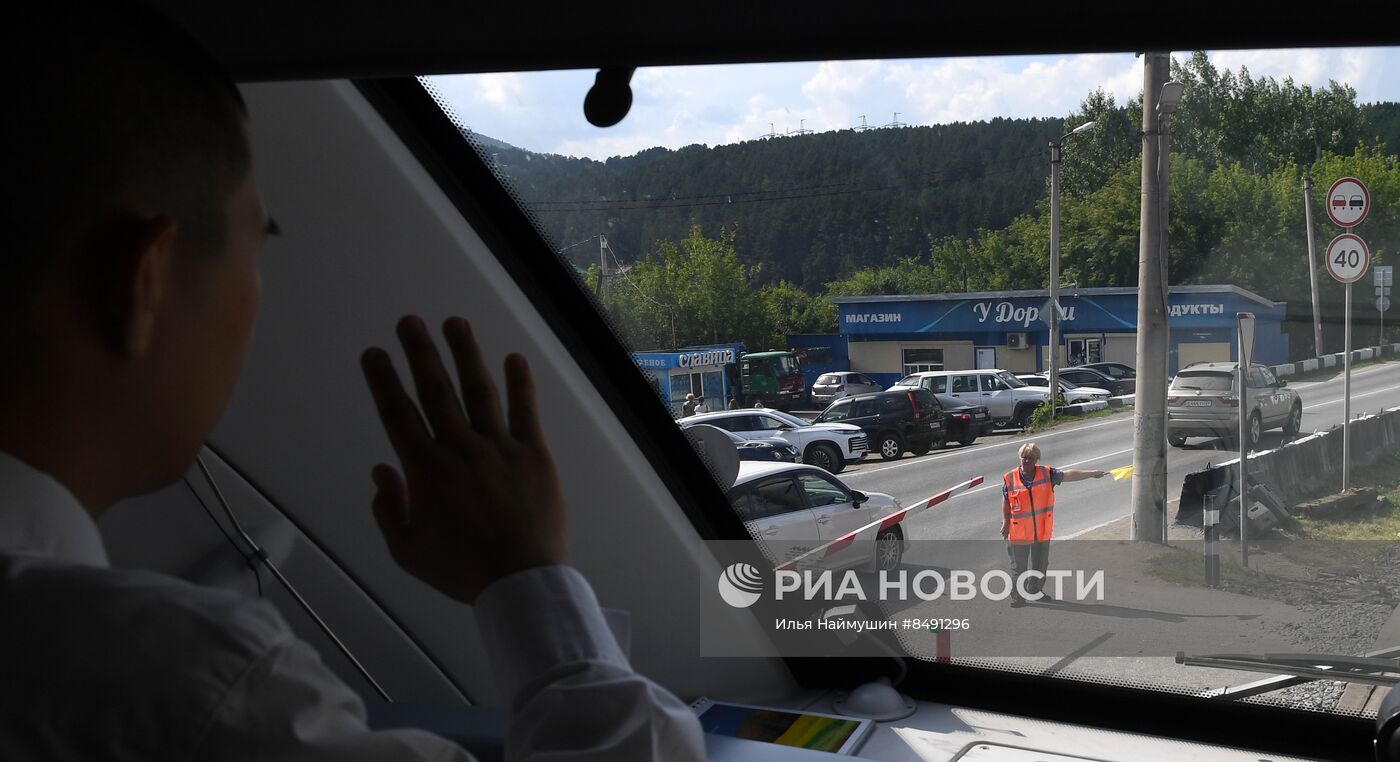 Работа электропоезда "Красноярск-Дивногорск"