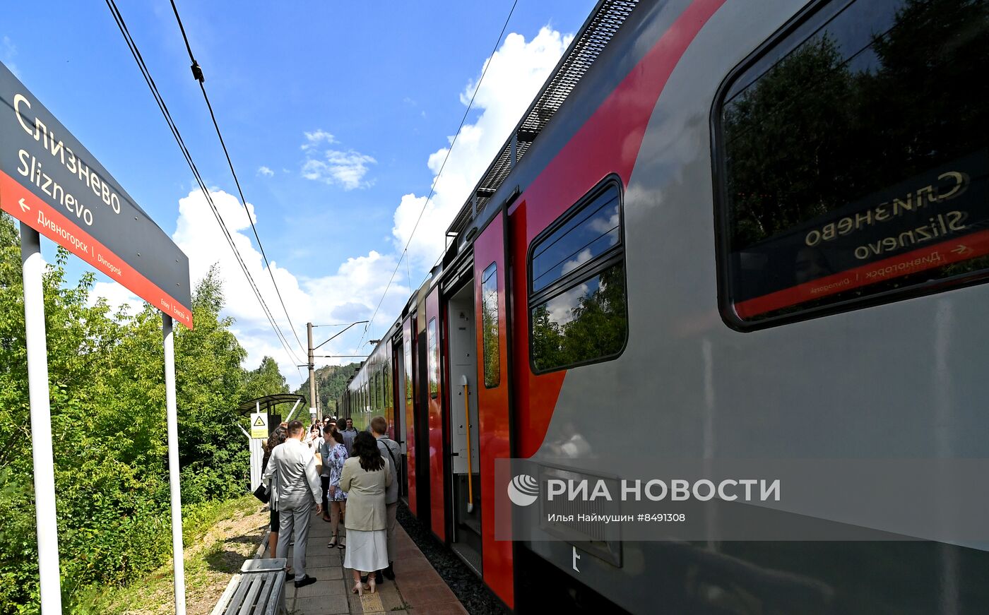 Работа электропоезда "Красноярск-Дивногорск"