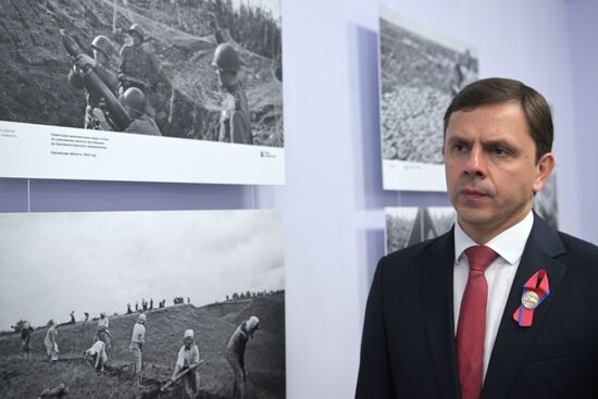 Открытие фотовыставки "Освобождение. Орел"