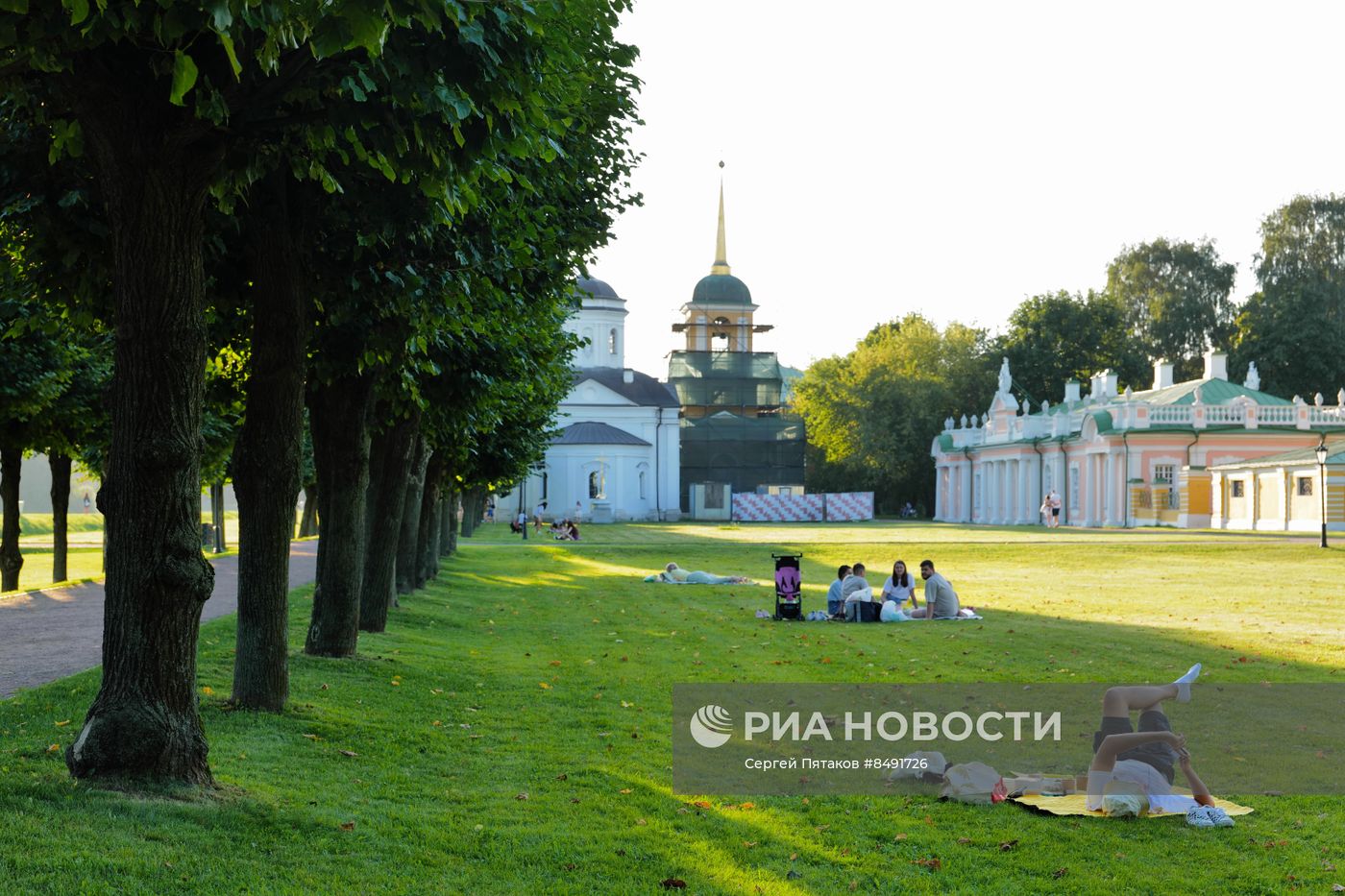 Жаркая погода в Москве
