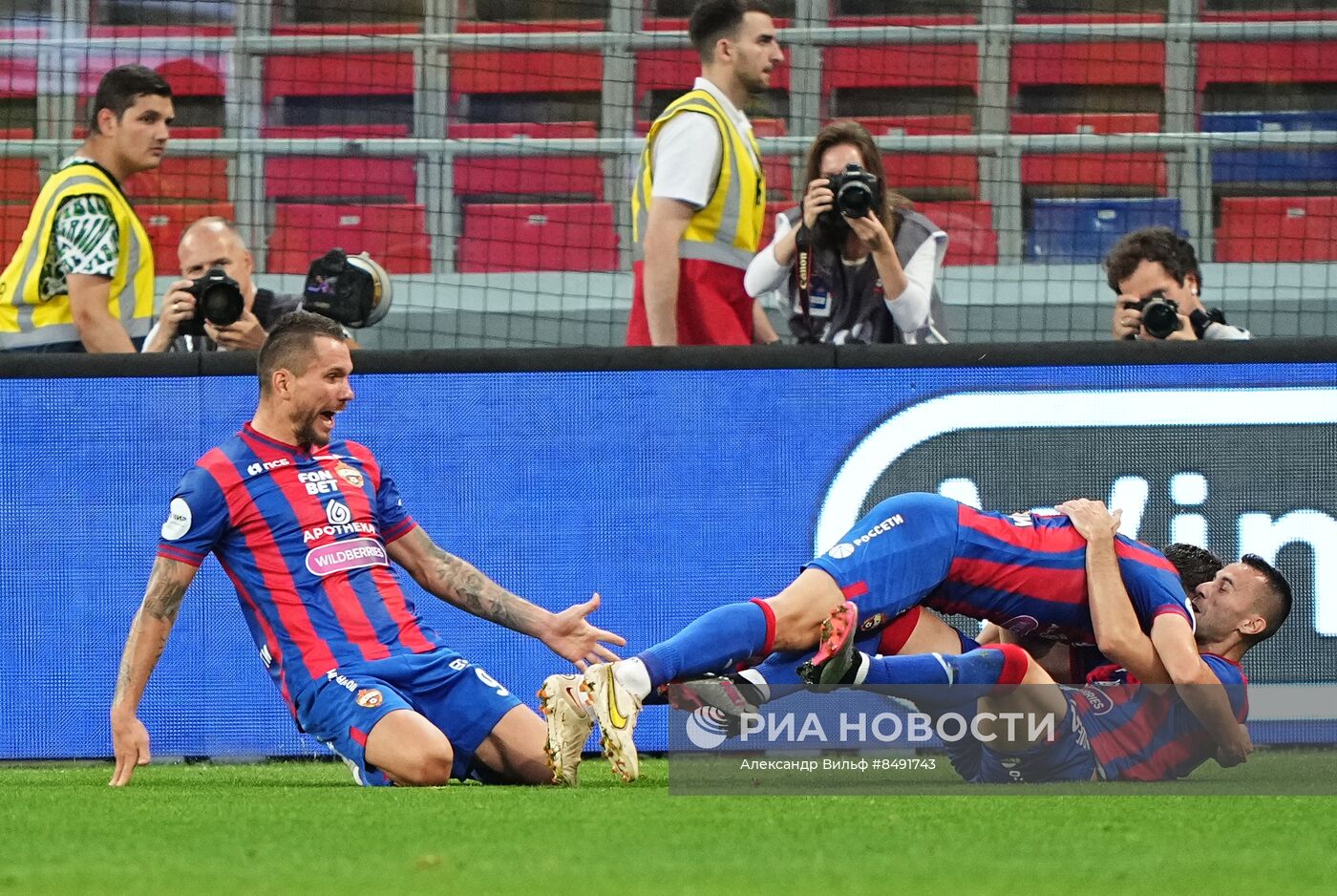 Футбол. РПЛ. Матч ЦСКА - "Локомотив"