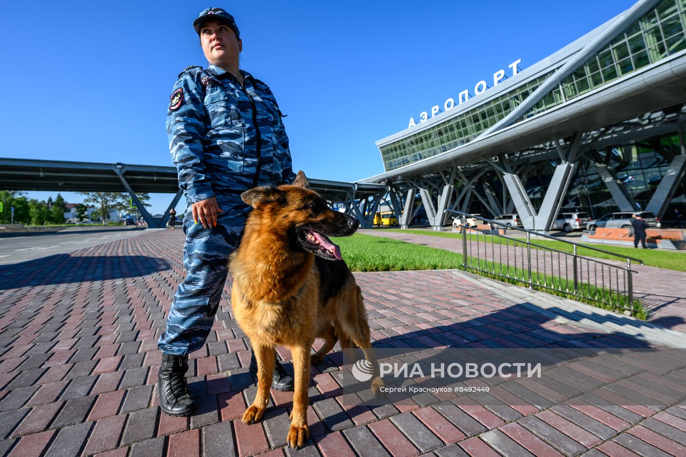 Открытие нового здания аэропорта в Южно-Сахалинске