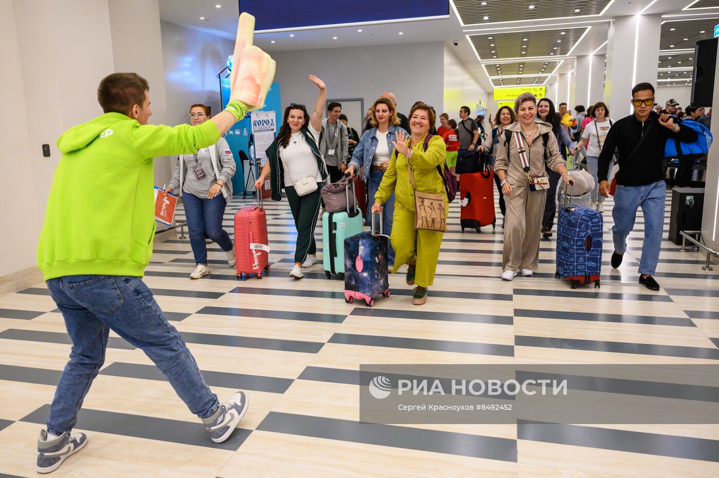 Открытие нового здания аэропорта в Южно-Сахалинске