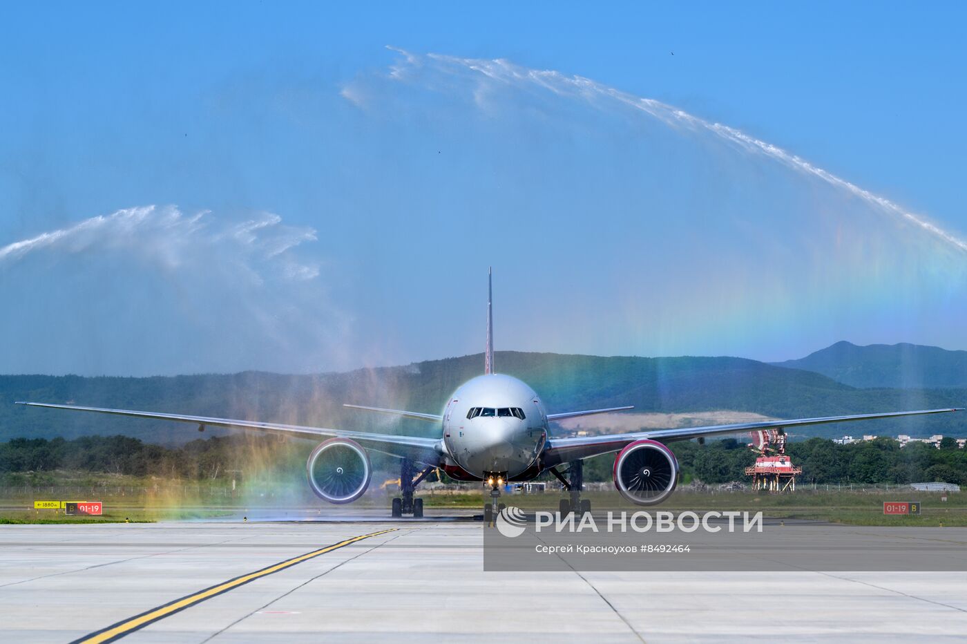 Открытие нового здания аэропорта в Южно-Сахалинске