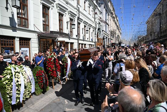 Прощание с Ириной Мирошниченко