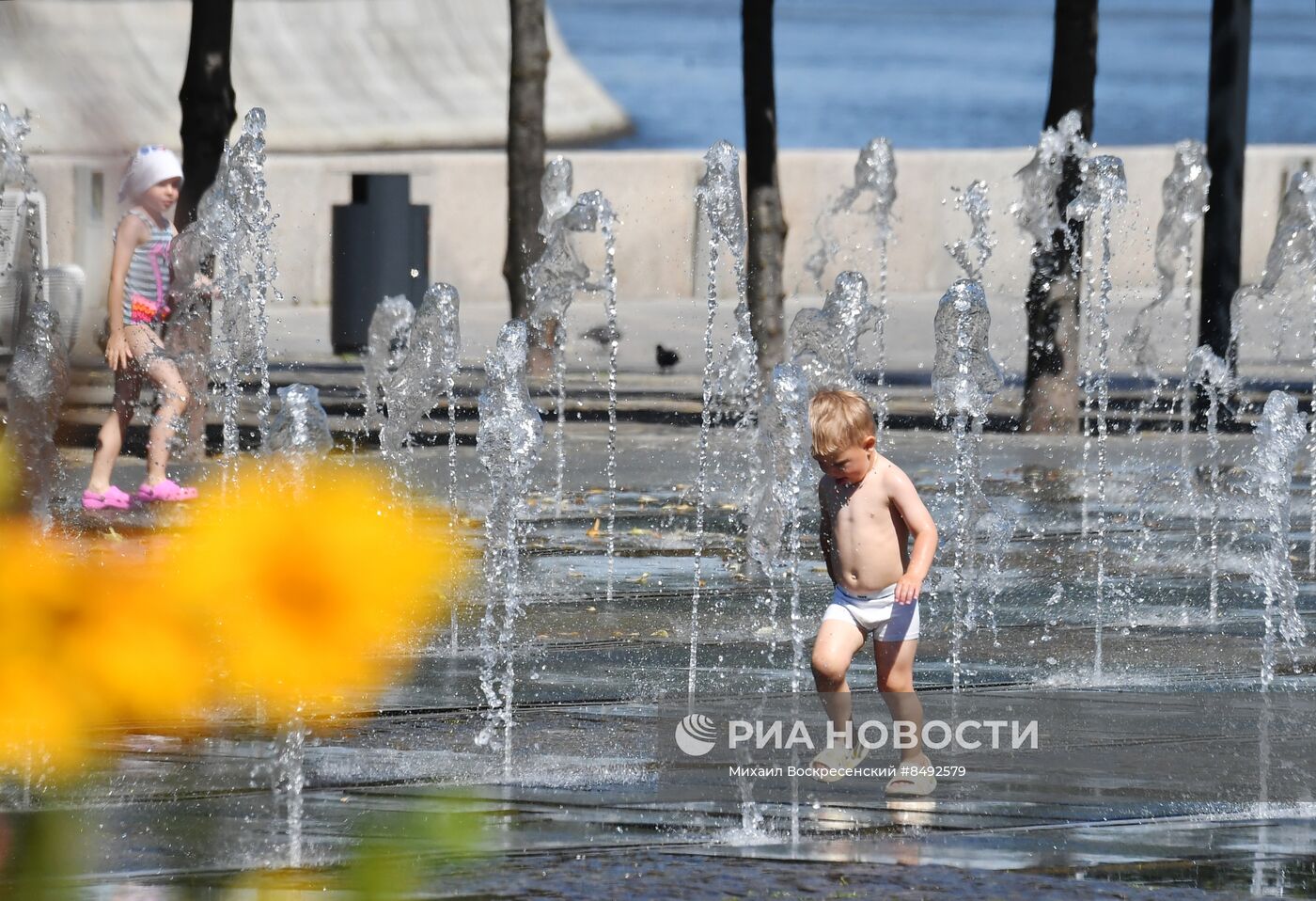 Жаркая погода в Москве