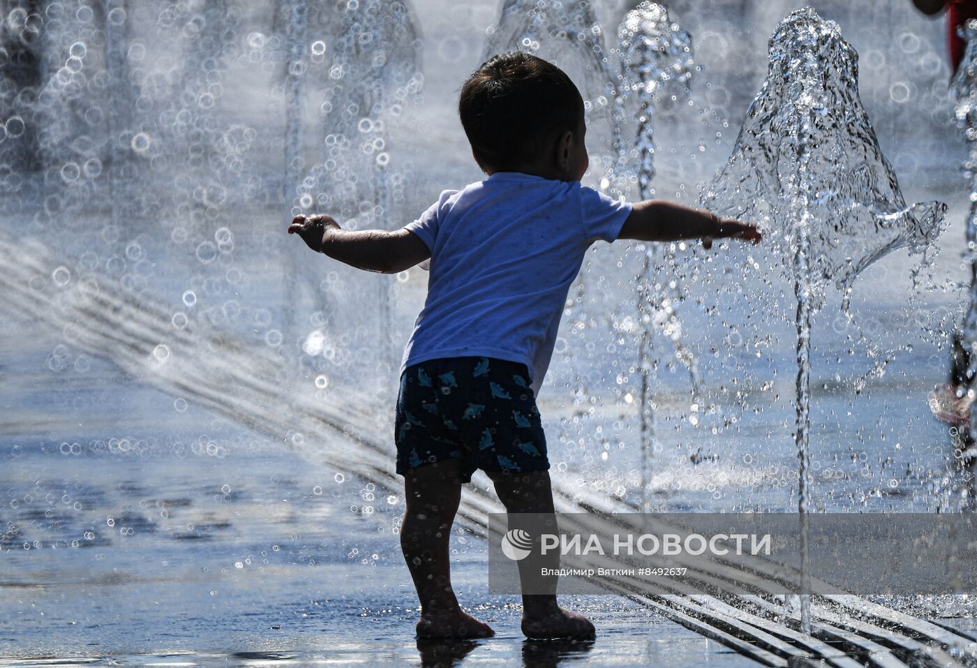 Жаркая погода в Москве