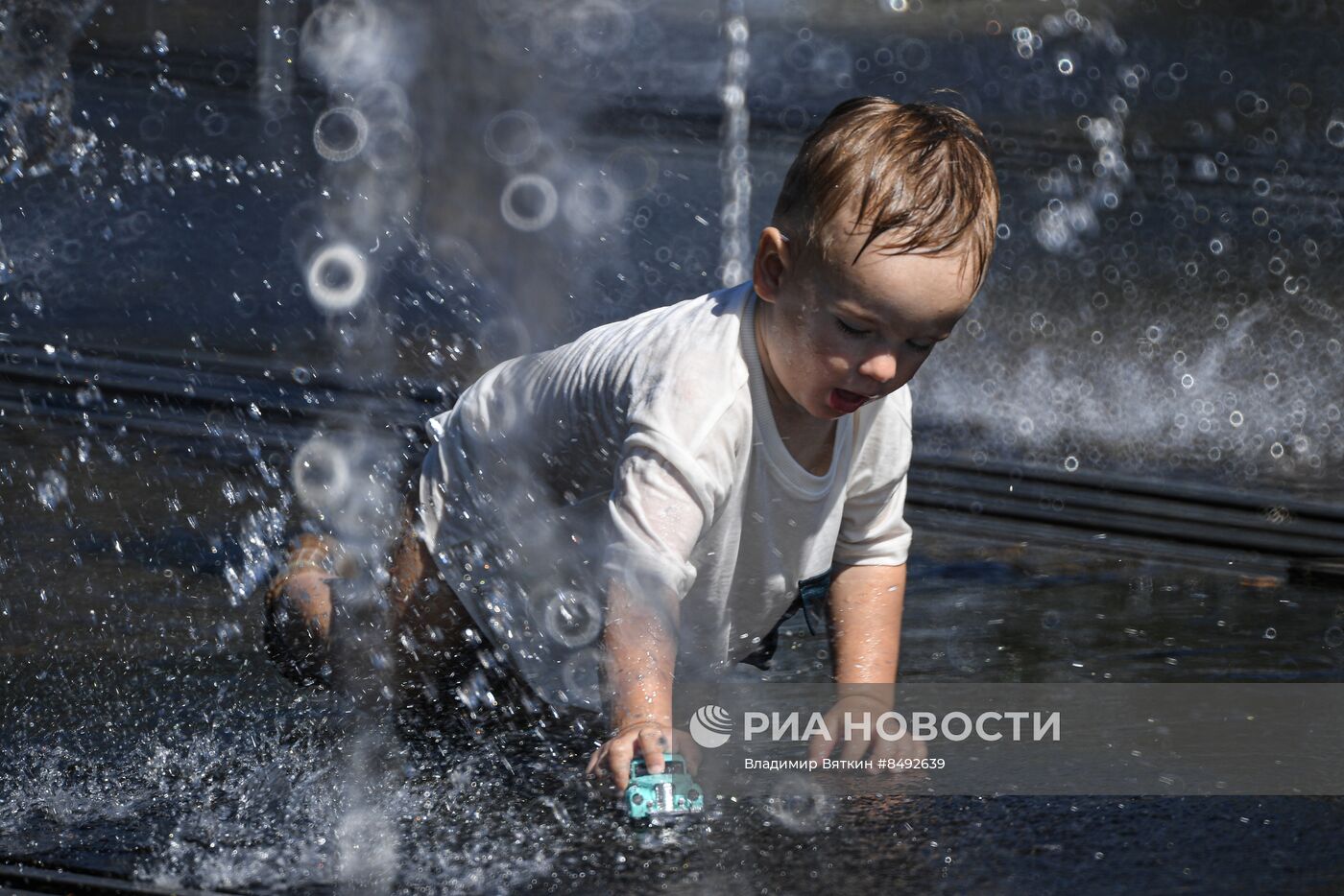 Жаркая погода в Москве