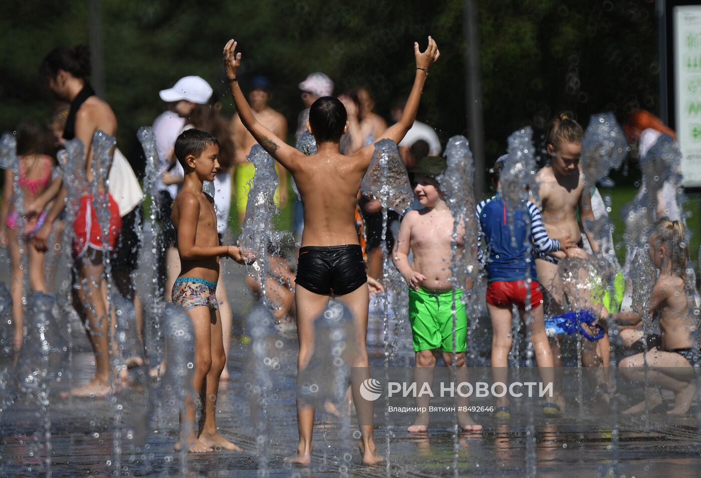 Жаркая погода в Москве