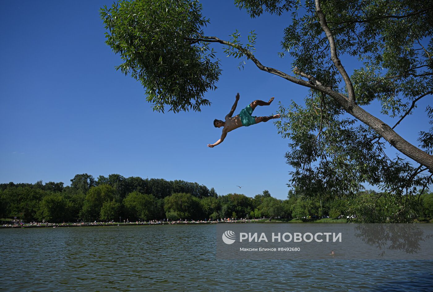 Жаркая погода в Москве