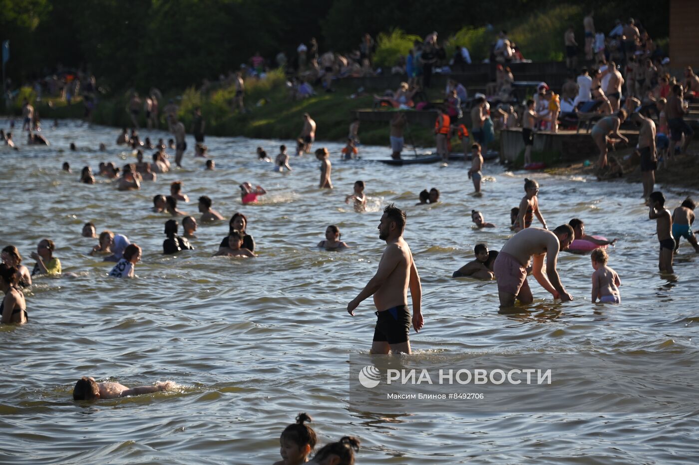 Жаркая погода в Москве