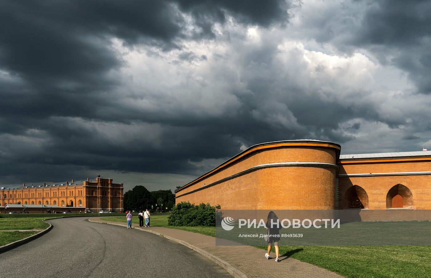 Лето в Санкт-Петербурге