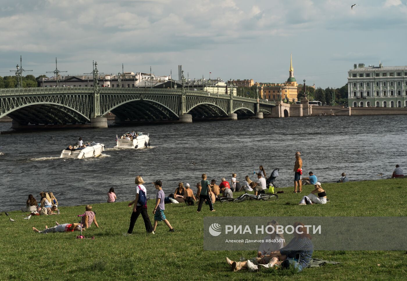 Лето в Санкт-Петербурге