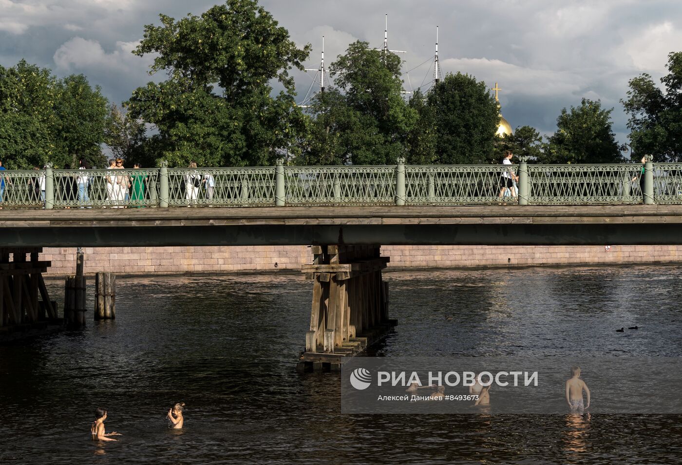 Лето в Санкт-Петербурге