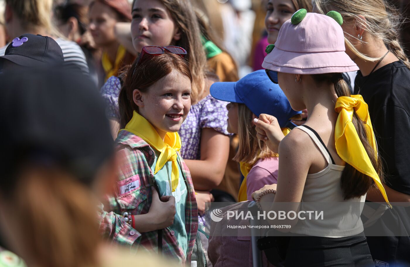 Отъезд детей из Мариуполя на отдых в Ленобласть