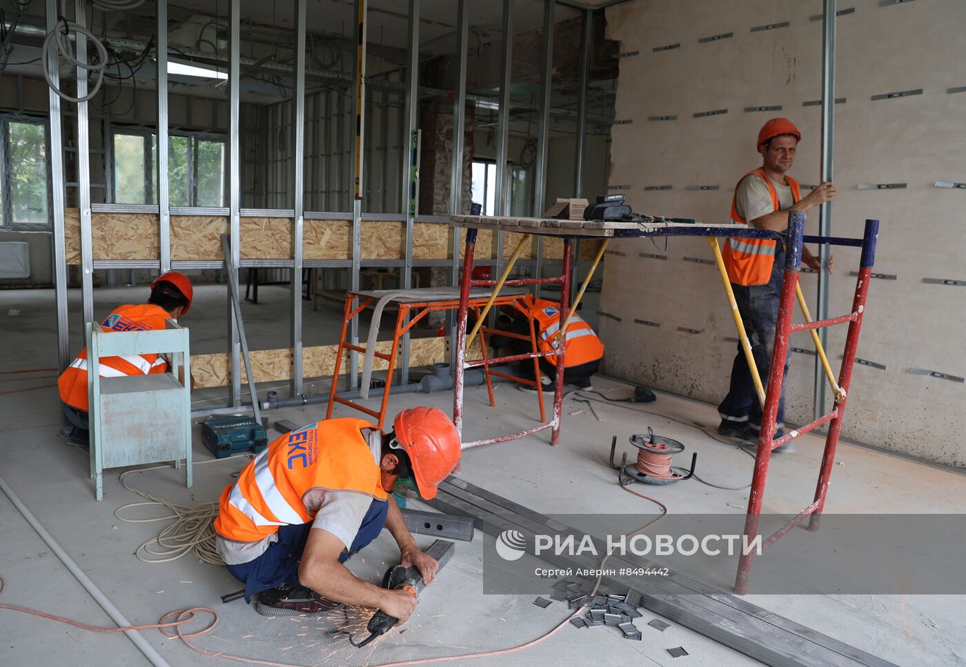 Строительство новой больницы в Мариуполе