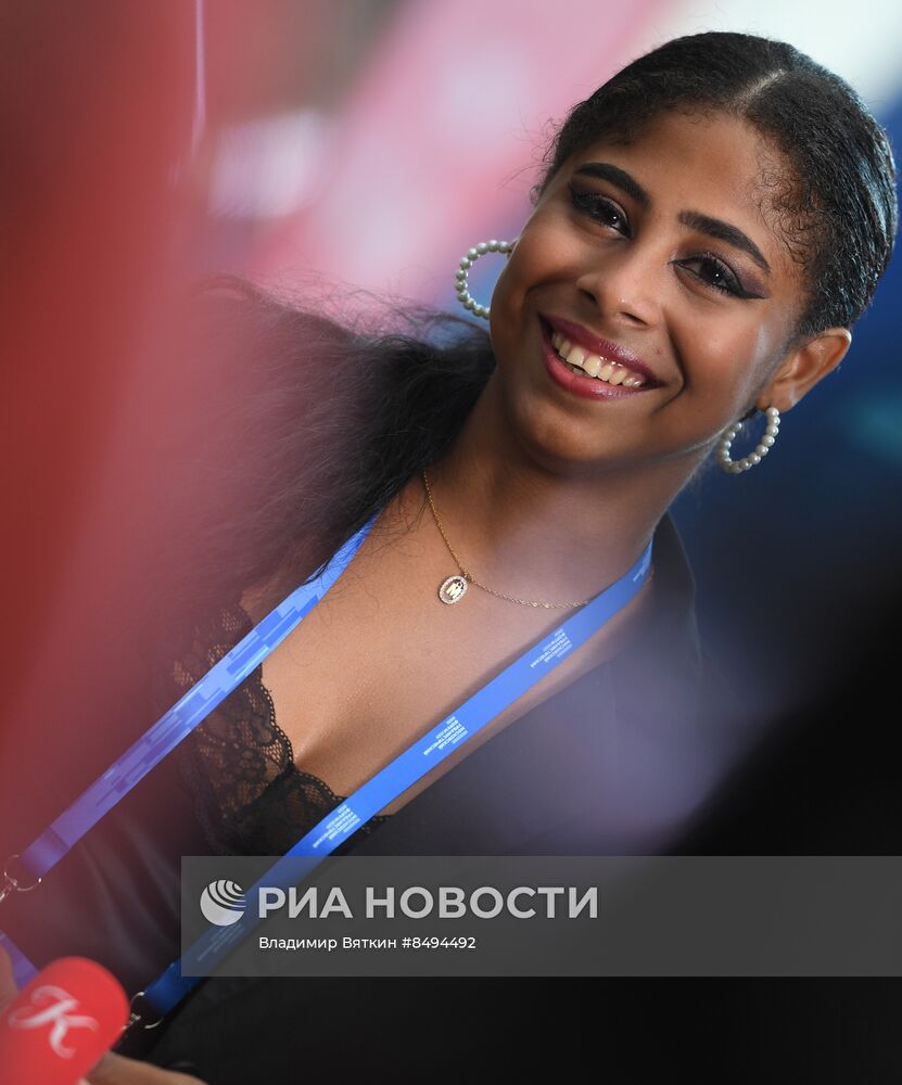 Московский урбанистический форум - 2023. Танцевально - музыкальное шоу "Луксурия"