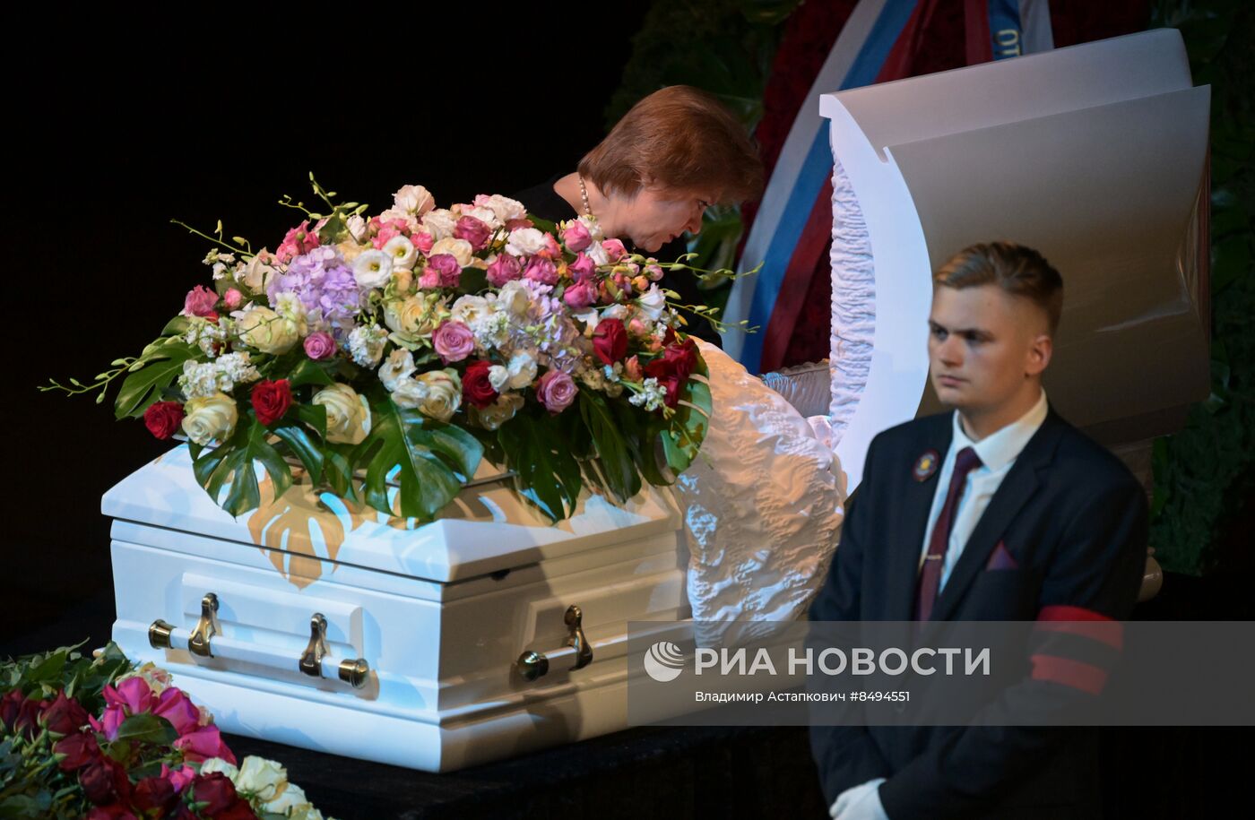 Прощание с народной артисткой СССР Верой Васильевой