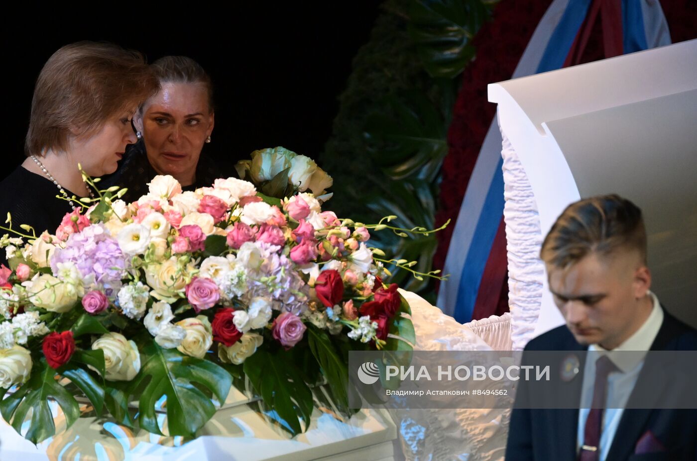 Прощание с народной артисткой СССР Верой Васильевой