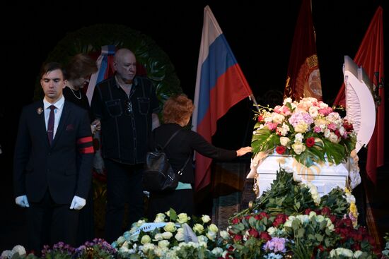 Прощание с народной артисткой СССР Верой Васильевой