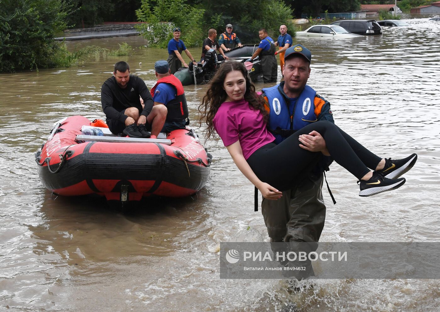 Подтопления из-за дождей в Уссурийске